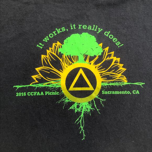 Port & Company (XL) Blue Graphic Tee It Works It Really Does 2016 CCFA Top Shirt - Picture 2 of 4